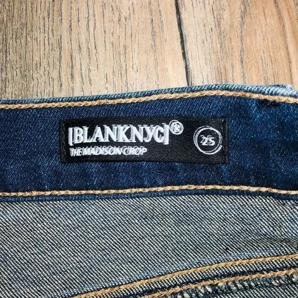 NWT Blank NYC Madison High Rise Crop Jeans Size 25 - Picture 3 of 11